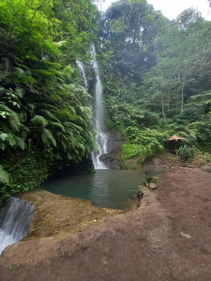 Munduk Tutub Waterfall View Exteriér fotografie