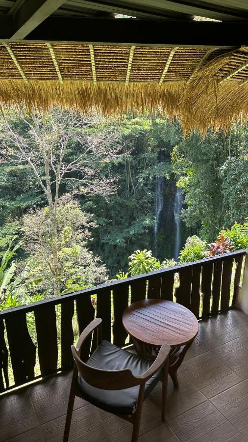 Munduk Tutub Waterfall View Exteriér fotografie